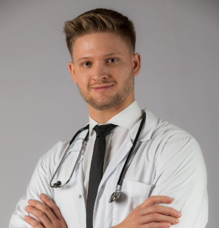 dr n. med. i n. o zdr. Robert Uliński
